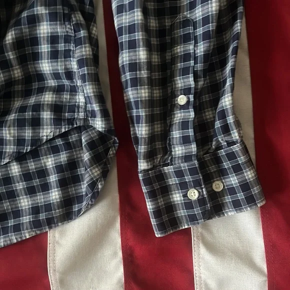 Gant button up shirt - Picture 3 of 10